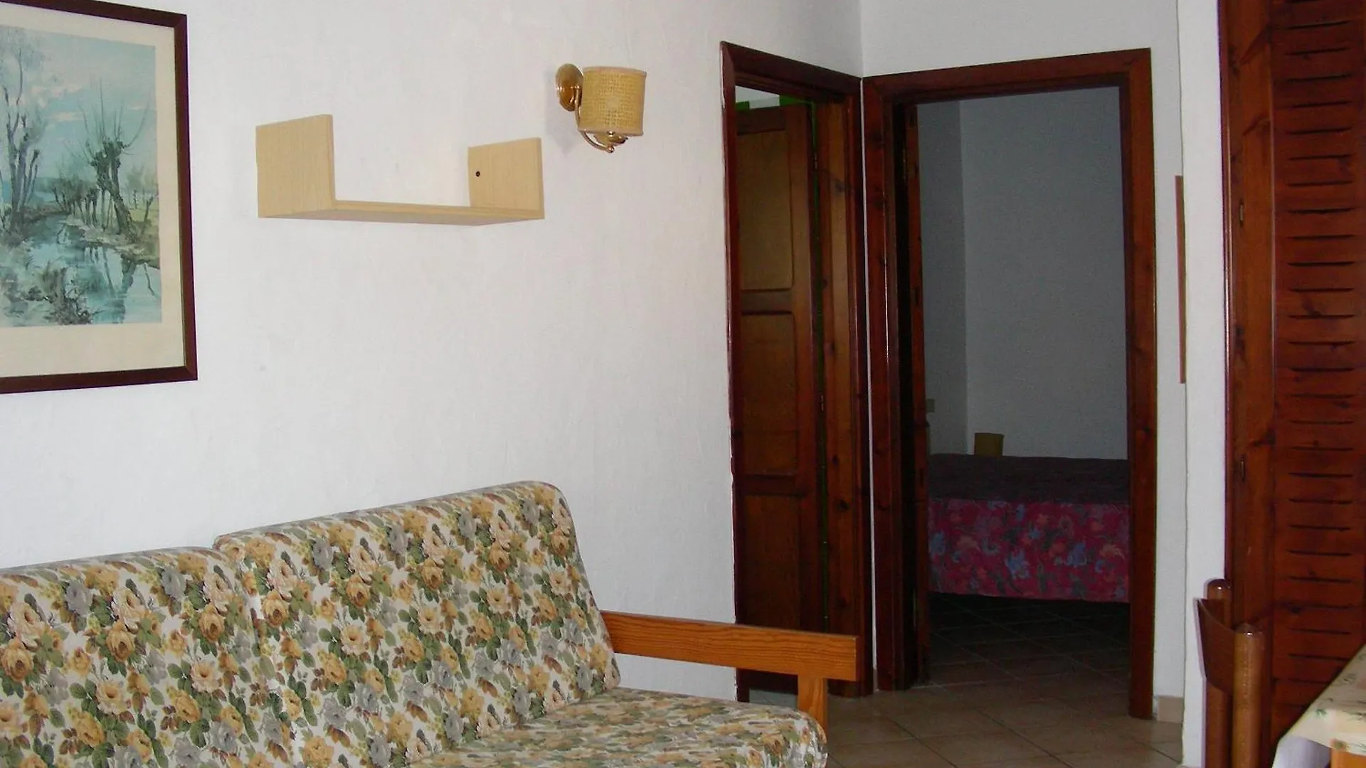 Residence Majori Rena Majore Apartment
